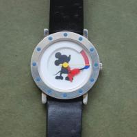 ราคา Michael Graves Disney Mickey Mouse Watch Limited Edition มือสอง​ สภาพดี​ (43106029185)