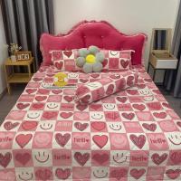 ราคา ชุดเครื่องนอนผ้าฝ้ายโพลี 5 ชิ้น มีปลอกหมอน ผ้าคลุมที่นอน 2–10 ซม. ลายหัวใจสีชมพูนุ่ม (40618457871)