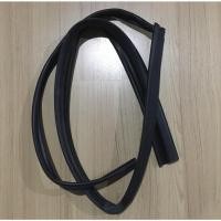 ราคา ยางสักหลาดร่องกระจก ประตูหน้าขวา ประตูคนขับ โตโยต้า โคโรล่า สามห่วง AE100 AE101 Toyota Corolla 1991-1996 (11223908808)