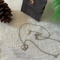 ราคา สร้อยคอ Like new Vivienne Westwood hologram Heart necklace SHW (19613679151)