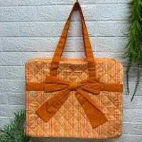 ราคา กระเป๋าสะพาย ใบใหญ่มากก แนวนารายา กว้าง 18 สูง 14 ก้น 5 นิ้ว ราคา 450 บาท (26064378358)
