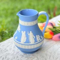 ราคา *ตำหนิจี๊ดเดียว* เหยือก Wedgwood Blue Jasperware Jug Pitcher สีฟ้าใหญ่ ภายในเคลือบ เหยือกสวย เหยือกน้ำ (2995162873)