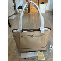 ราคา ส่วต่อกระเป๋า Michael Kors 35S3G6RT3T ของใหม่ ของแท้% หนังแท้สวยมาก (29914961080)