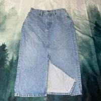 ราคา กระโปรงยีนส์ยาว Azul By Moussy จากญี่ปุ่น มือสอง (26470936319)