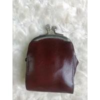 ราคา กระเป๋าใส่เหรียญหนังแท้สีน้ำตาล aigner (13596266681)