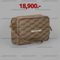 ราคา [พร้อมส่ง]: New!! Balenciaga Double Zip Men Clutch Bag with Wrist Strap‼️ก่อนกดสั่งรบกวนทักมาเช็คสต๊อคก่อนนะคะ‼️ (40514938764)