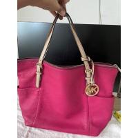 ราคา Michael Kors แท้มือสอง กระเป๋าทรงถือ แบรนด์เนมแท้มือสอง สภาพดีพร้อมใช้งาน (12135000690)