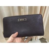 ราคา กระเป๋าสตางค์DKNY งานแท้มือสอง (9912378403)