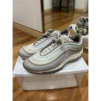 ราคา [ของแท้-ส่งฟรี] รองเท้าผ้าใบ ผู้ชาย Nike Air Max 97 US10 ออกช็อปคานิวัล มือสอง สภาพดี (25837174907)