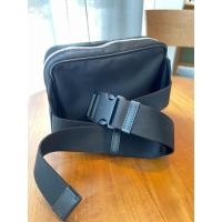ราคา Versace​ belt bag มือสองสภาพดี (8151015912)