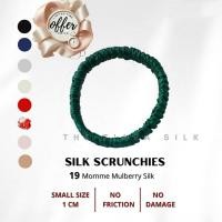 ราคา [ข้อเสนอจำกัด] Tiara Silk Mulberry Silk scrunchies 19 momme-Small- 1cm 1 pcs Silk hair band Tie ROPE sutera Ikat (24644070600)