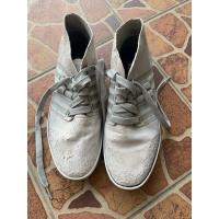 ราคา K•SWISS แท้ รองเท้าผ้าใบผู้ชายหุ้มข้อหนังกลับ เบอร์42(มือสองของแม่ค้าเอง) (25551885371)