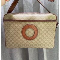 ราคา Celine vintage crossbody bag สภาพดี เดิมๆทั้งใบ ของแท้ เซลีน ซีลีน กระเป๋ามือสอง แบรนด์เนม (5192985952)