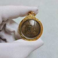 ราคา จี้พระหลวงพ่อจาด เหรียญหลวงพ่อจาดหมุนเองได้ พระครูสิทธิสารคุณ วัดบางกระเบา เลี่ยมกรอบทองไมคร่อนอย่างด (22167673317)