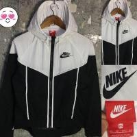 ราคา Nike เสื้อแจ็กเก็ตผ้าร่ม (ส่งต่อ) (29080409380)