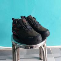 ราคา รองเท้ากลางแจ้ง Blackyak 42.5 eur มือสอง (21895310821)