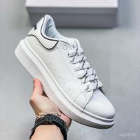 ราคา Alexander McQueen กีฬารองเท้าสีขาวพื้นหนาแฟลชหางหนังเรียบรองเท้าลําลองแบน Unisex CIH5 (28491950716)