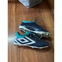 ราคา รองเท้าสตั๊ด umbro เบอร์ Us9 (eu 42.5) (25230662440)