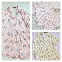 ราคา ชุดนอน แขนสั้น ขาสั้น แต่งลายการ์ตูนน่ารักๆทั้งตัว เนื้อผ้าซาตินใส่สบายเสื้อ36-44”ยาว25 กางเกง 26-35”ยาว15 งานป้าย teeda (20884521802)