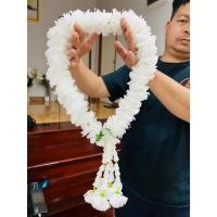 ราคา พวงมาลัยดอกดาวเรืองสีขาว ทรงกลม 1 เมตร ชาย5 พวงมาลัยดอกไม้ปลอม งานผ้า มาลัยดาวเรืองขาว มาลัยไหว้พระ (25733088846)