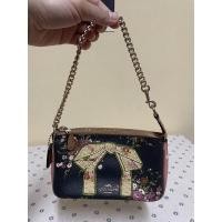 ราคา Coach แท้ 100% กระเป๋าถือสายโซ่ /มือสอง (14049625877)