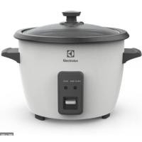 ราคา หม้อหุงข้าว (มีคูปองลดเพิ่ม) Electrolux หม้อหุงข้าว 1.3 ลิตร รุ่น E2RC1-220W ( รุ่นเดิม ERC1300 ) (12632179185)