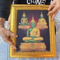 ราคา กรอบรูปภาพ พระแก้วมรกต ตั้งโต๊ะ ขนาด27x32 cm. ภาพมงคล มอบเป็นของขวัญ ของที่ระลึก งานขึ้นบ้านใหม่ งานเกษียณ (43550326739)