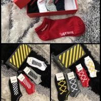 ราคา ชุดเซต ถุงเท้า Supreme & off-white (1393193071)