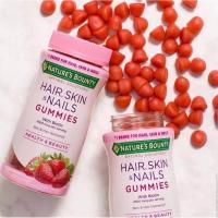 ราคา แท้80,140 กัมมี่Hair,skin&nails gummies with biotin,strawberry2500 mcg. Nature's Bounty บำรุงเล็บ ผิว ผม (60487227)