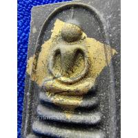 ราคา (1) พระผงสมเด็จหลวงพ่อแพ 3 พัน เนื้อผงใบลาน ปิดทองในพิมพ์ ตะกรุด3ดอก (ทองคำ-เงิน-นาค) วัดพิกุลทอง สิงห์บุรี ปี 2539 (17999075739)