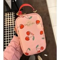 ราคา รุ่นใหม่ล่าสุด (ผ่อน0%) Coach EVA PHONE CROSSBODY กระเป๋าใส่มือถือใส่การ์ด (21359771324)