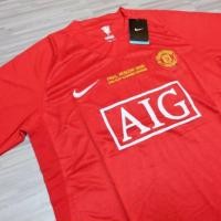 ราคา เสื้อแมนยูย้อนยุค​ 2008 (6526840636)