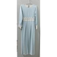 ราคา ชุดเดรสยาว สีฟ้าจุดสีขาว แต่งลูกไม้ (14383344574)