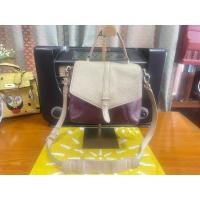 ราคา กระเป๋าหนังแท้ทรงถือมือสอง (29257674501)