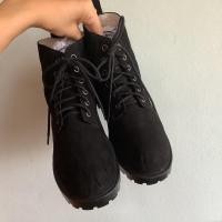 ราคา ส่งต่อรองเท้าบูท H&M (29553225981)