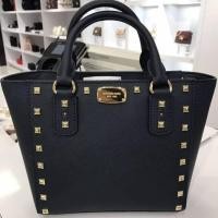 ราคา Michael Kors Stud Saffiano Leather (619191149)