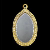 ราคา กรอบทองสูตร หลวงปู่ศิลา ใส่เหรียญยืนหลวงปู่ศิลา ฝังพลอยล้วน พร้อมห่วงและยางรองแบบหนาบาง (25633365329)