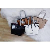 ราคา ✅Lyn shopping bag✅✅ กระเป๋าถือ รุ่นที่ใครๆ ก้อห้ามพลาด (6015674216)