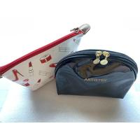 ราคา Artistry กระเป๋าเครื่องสำอางค์ หนังแก้วสีดำ แถมใบสีแดง (11501281513)