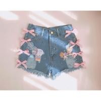 ราคา กางเกงยีนส์ขาสั้น แต่งม้าหมุนหมีโพล่า งานป้าย แบรนด์ Macaron (1614186344)