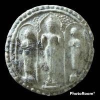 ราคา #พระจันทร์ลอยพิมพ์พระโมคคลาพระสารีบุตร เนื้อผงหลวงพ่อกวย วัดโฆสิตาราม ออกวัดหนองอีดุก(พระบางส่วนถูกบรรจุกรุ) (20088299562)