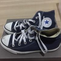 ราคา Converse หุ้มข้อสีกรม มีส่วนลด100฿ (452212632)