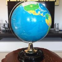 ราคา ลูกโลกภาษาอังกฤษพร้อมขาตั้งหมุนได้รอบโลก ฐานโลหะ ลูกโลกจำลอง ลูกโลกภาษาอังกฤษ ลูกโลกฮวงจุ้ยบ้าน แต่งบ้านสวยงาม (15708722480)