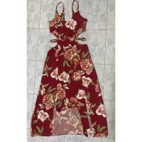ราคา เดรสสีแดง สายเดี่ยวลายดอกเว้าเอว โชว์หลัง มือสอง (15950600971)