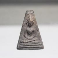 ราคา N194พระผงสุพรรณ จงอางศึก วัดพระธาตุ รุ่นแจกทหาร จ.สุพรรณบุรี ปี10 สภาพสวยๆ (42118135638)