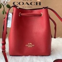 ราคา Coach crossbody ทรงขนมจีบสีแดง ขนาด7นิ้ว น่ารักมาก (6218874659)
