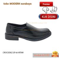 ราคา รองเท้าผู้ชาย รองเท้าโลฟเฟอร์แบบสวมอินเทรนด์ CROCODILE GP 60 BLACK (41073660036)