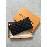 ราคา กระเป๋าตังค์หลุยส์ วิตตองของแท้ 100% สภาพมือสองมีตำหนินิด (24733810899)