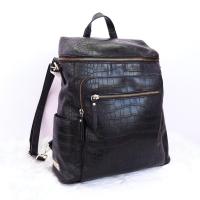 ราคา [กระเป๋ามือสอง] LULUCASTAGNETTE กระเป๋าเป้ ของแท้!! หนังวัวแท้ 12นิ้ว สีดำ กระเป๋าสภาพดี กระเป๋าสะพายข้าง เป้ ลูลู่ (3588631219)