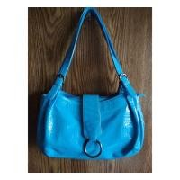 ราคา กระเป๋าสะพายไหล่ Takano แบรนด์ญี่ปุ่นสี Turquoise สภาพดี ค่อนข้างใหม่ มือสอง *อ่านรายละเอียด (23822061934)